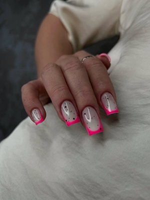 Чудеса преображений со скидкой до 50% от уникального пространства красоты «В Космосе»!