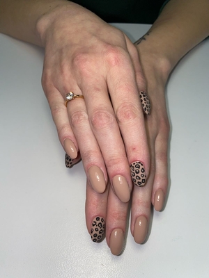 Наведите красоту со скидкой до 48% в салоне красоты «Монталь»!